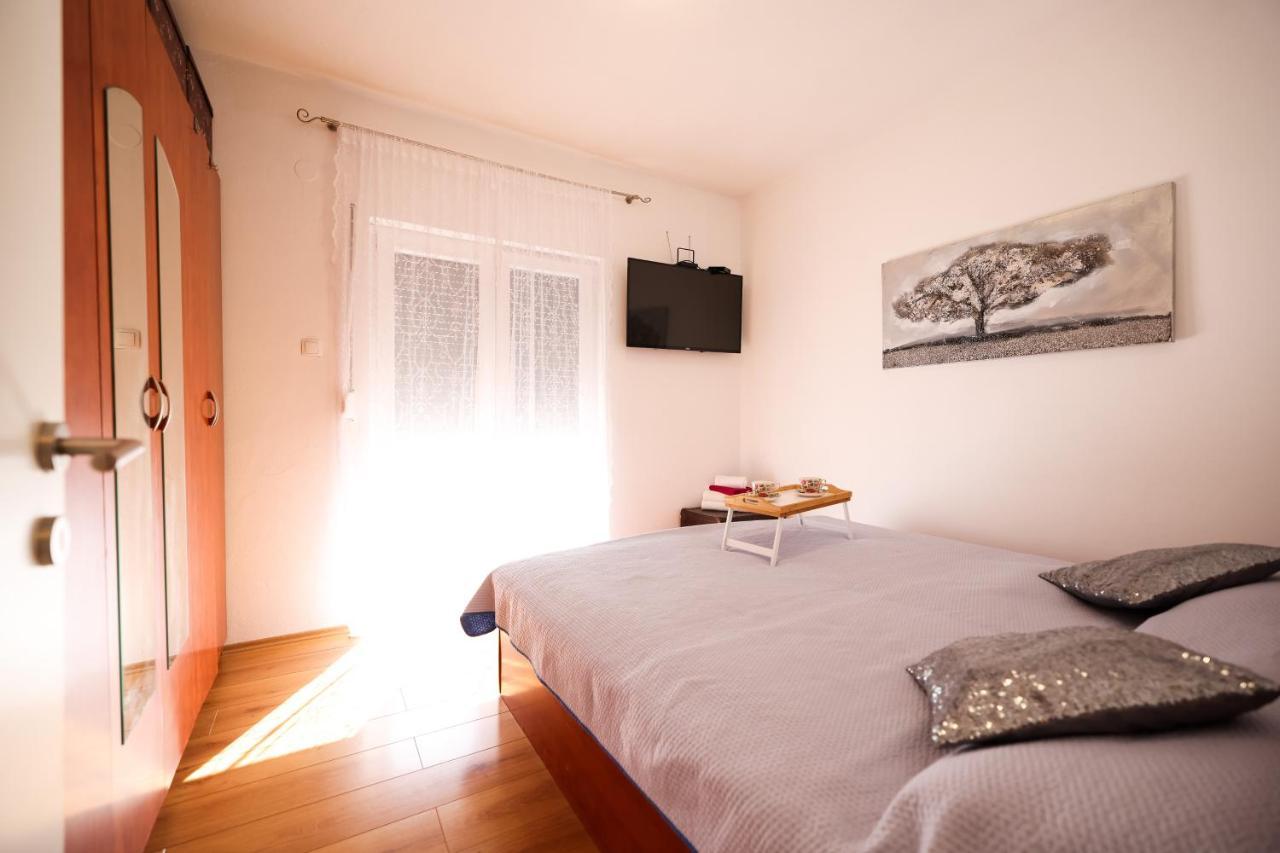 Apartman Heder Задар Екстериор снимка
